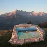 Premium Wanderhotel Steirerhof Готель 4*