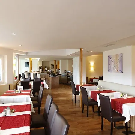Premium Wanderhotel Steirerhof 4* Шладминг