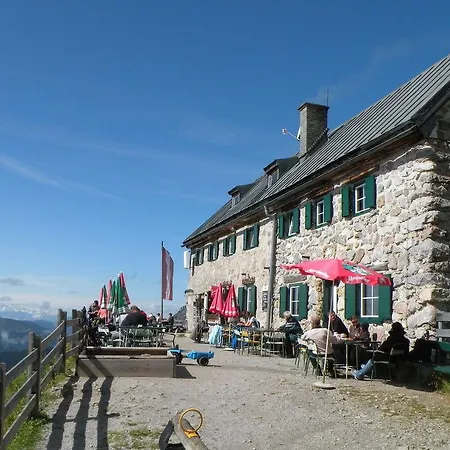 Premium Wanderhotel Steirerhof 4* Шладминг